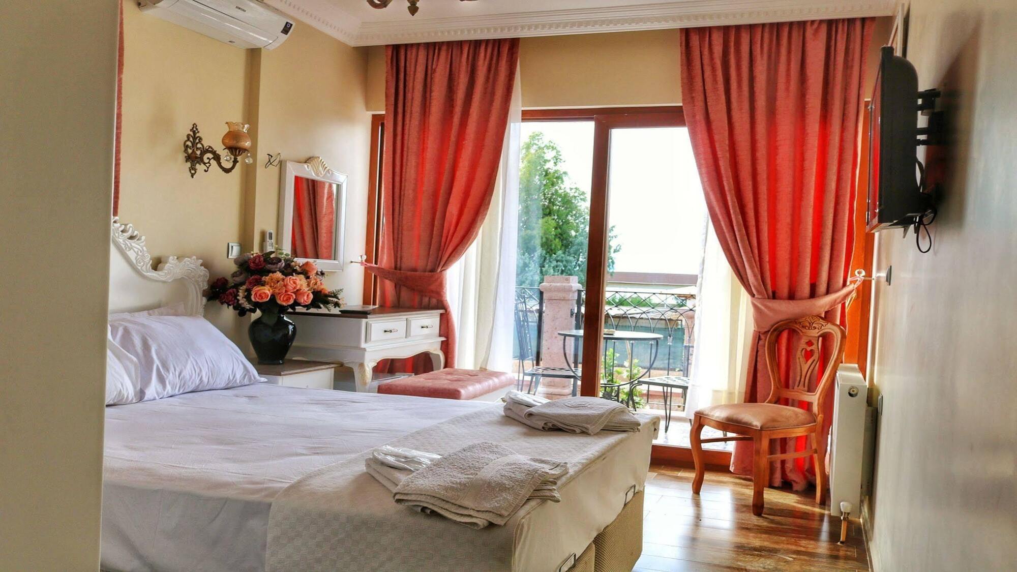 Stone Hill Hotel Ayvalı Buitenkant foto